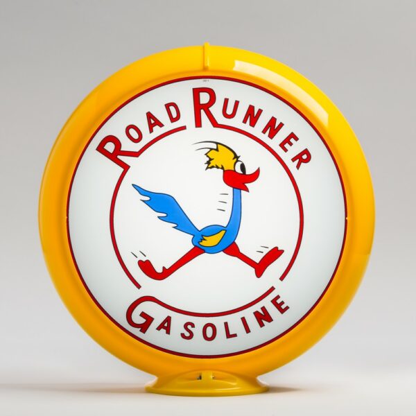 Road Runner 13.5" Gas Pump Globe with yellow plastic body